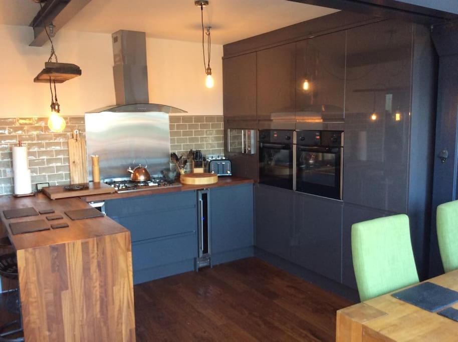 Lovely Semi-Beach 2X Pubs -5 Min Walk-Pets Welcome-Parking-Garden Scalby  Bagian luar foto