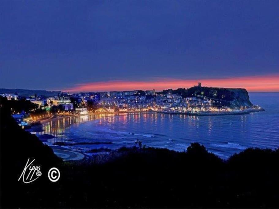 Lovely Semi-Beach 2X Pubs -5 Min Walk-Pets Welcome-Parking-Garden Scalby  Bagian luar foto
